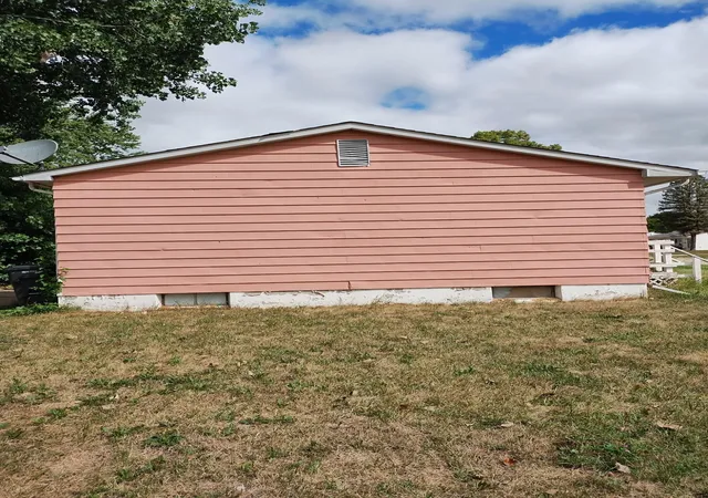 Photo 2 of Single family home for sale at 6701 Dana Ln, Flint City Genesee, MI 48504 | MLS# 66026044472 | Listing updated on 2026-08-24