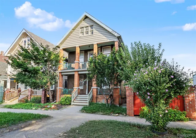 2nd image of 6850 Bulwer St, Detroit City Wayne, MI 48210 | MLS# 20261067220