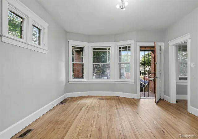 4th image of 6850 Bulwer St, Detroit City Wayne, MI 48210 | MLS# 20261067220