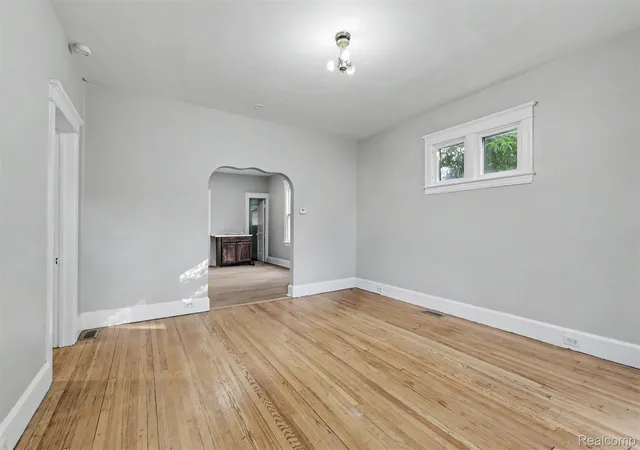 5th image of 6850 Bulwer St, Detroit City Wayne, MI 48210 | MLS# 20261067220