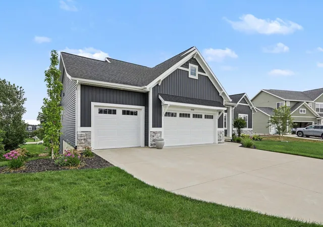 Photo 3 of Single family home for sale at 8302 Bauerridge Ave, Georgetown Charter Township Ottawa, MI 49428 | MLS# 65026044475 | Listing updated on 2026-08-28