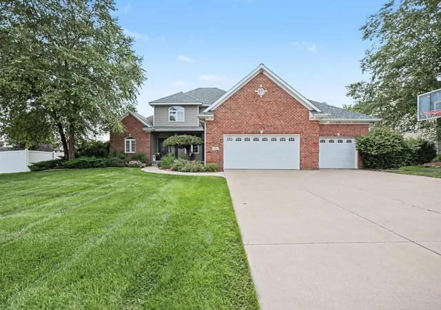 2nd image of 1854 Restoration Dr Sw, Byron Township Kent, MI 49315 | MLS# 65026044483