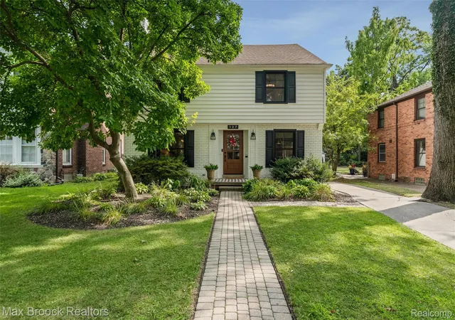 1st image of 127 Elm Park Ave, Pleasant Ridge City Oakland, MI 48069 | MLS# 20261067233