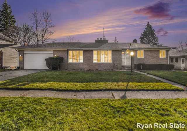Photo 2 of Single family home for sale at 1841 Springfield St, Flint City Genesee, MI 48503 | MLS# 65026044489 | Listing updated on 2026-08-26