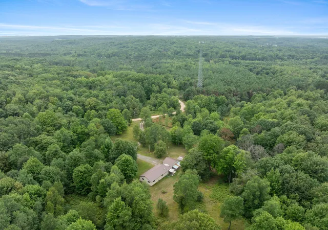 Photo 32 of Single family home for sale at 11642 S Woodland Dr, Richland Township Missaukee, MI 49601 | MLS# 65026044496 | Listing updated on 2026-08-22