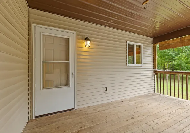 Photo 4 of Single family home for sale at 11642 S Woodland Dr, Richland Township Missaukee, MI 49601 | MLS# 65026044496 | Listing updated on 2026-08-22