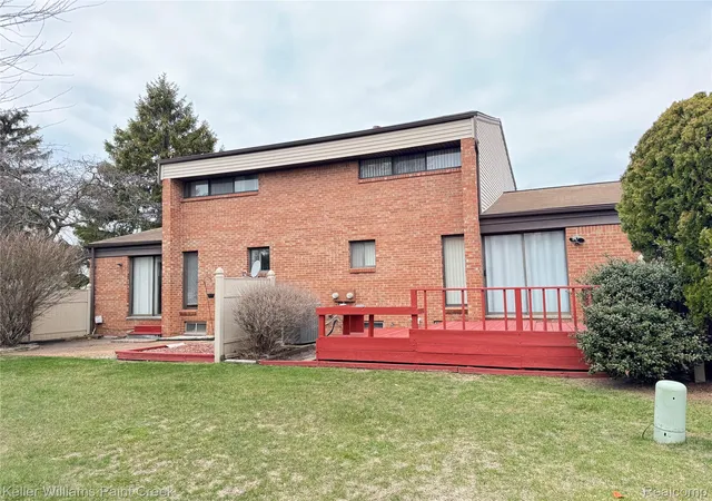 2nd image of 2038 Roman Ct, Warren City Macomb, MI 48092 | MLS# 20261067272