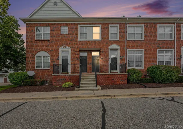 Photo 2 of Condo for sale at 43054 Strand Dr, Sterling Heights City Macomb, MI 48313 | MLS# 20261067283 | Listing updated on 2026-09-16