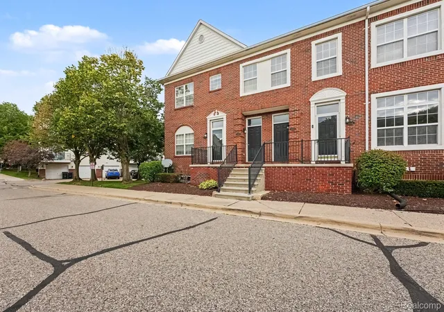 Photo 3 of Condo for sale at 43054 Strand Dr, Sterling Heights City Macomb, MI 48313 | MLS# 20261067283 | Listing updated on 2026-09-16
