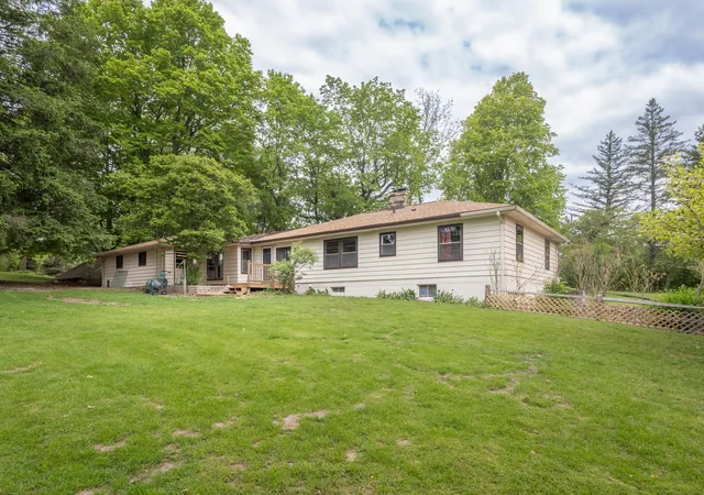 Photo 3 of Single family home for sale at 59021 County Road 215, Lawrence Township Van Buren, MI 49064 | MLS# 69026044512 | Listing updated on 2026-09-02