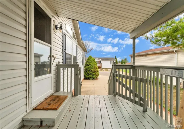 Photo 4 of Single family home for sale at 8209 Bloomsbury Cir, Salem Township Washtenaw, MI 48167 | MLS# 20261067303 | Listing updated on 2026-10-04