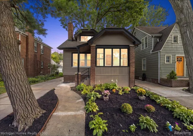 1st image of 62 Wellesley Dr Dr, Pleasant Ridge City Oakland, MI 48069 | MLS# 20261067304