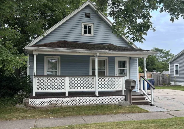 Photo 1 of Single family home for sale at 2012 Marsac St, Bay City City Bay, MI 48708 | MLS# 61050219505 | Listing updated on 2026-09-15