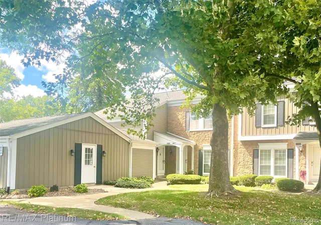 2nd image of 2612 E Williamsburg Cir N, Auburn Hills City Oakland, MI 48326 | MLS# 20261067319