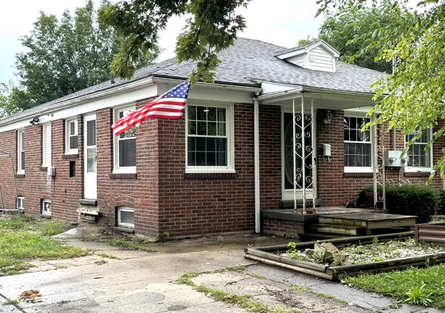 Photo 1 of Single family home for sale at 546 Northwestern Dr, Adrian City Lenawee, MI 49221 | MLS# 55026044521 | Listing updated on 2026-09-10