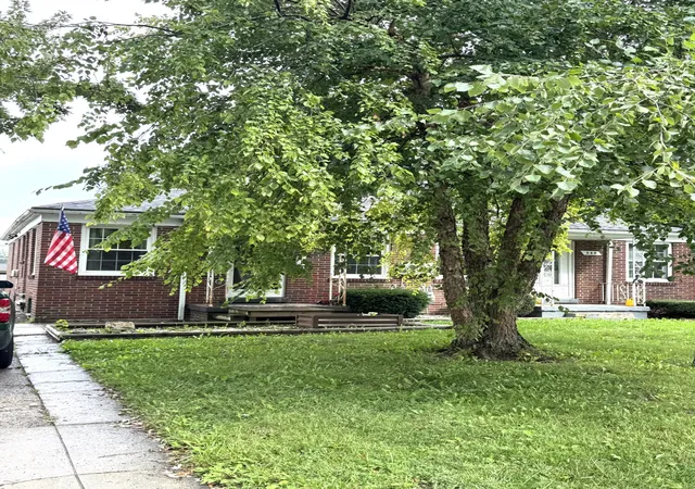 Photo 2 of Single family home for sale at 546 Northwestern Dr, Adrian City Lenawee, MI 49221 | MLS# 55026044521 | Listing updated on 2026-09-10