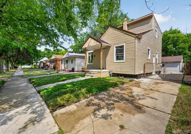 Photo 4 of Single family home for sale at 6436 Auburn, Detroit City Wayne, MI 48228 | MLS# 20261067329 | Listing updated on 2026-10-04