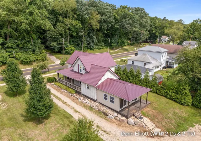 2nd image of 645 E Main St, Ionia City Ionia, MI 48846 | MLS# 65026044527