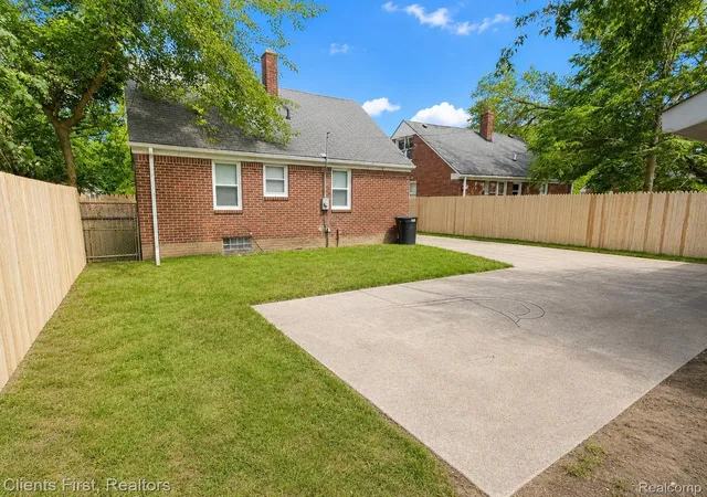 2nd image of 19963 Goulburn St, Detroit City Wayne, MI 48205 | MLS# 20261067341