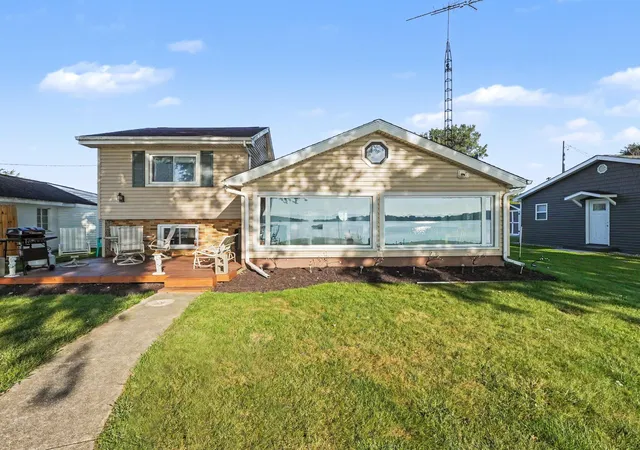 Single family home for sale at 163 Lakeside Dr, QuincyTownship_Branch, MI 49082 | MLS# 64026044530