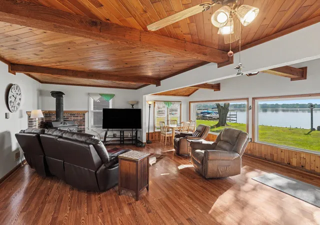 Photo 4 of Single family home for sale at 163 Lakeside Dr, Quincy Township Branch, MI 49082 | MLS# 64026044530 | Listing updated on 2026-10-01