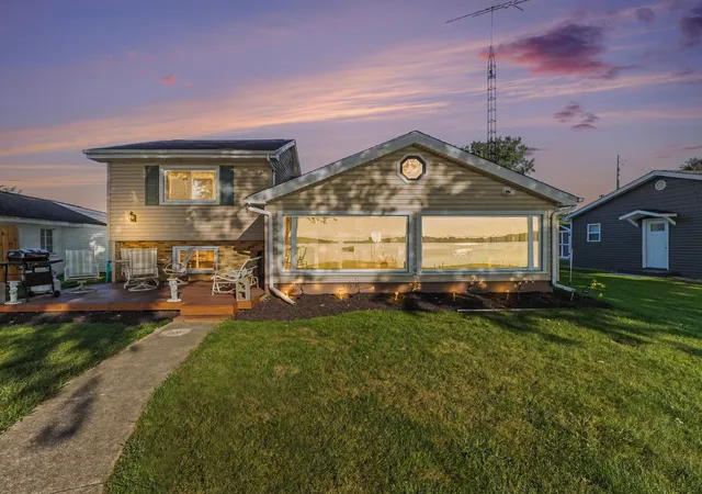 Photo 2 of Single family home for sale at 163 Lakeside Dr, Quincy Township Branch, MI 49082 | MLS# 64026044530 | Listing updated on 2026-08-27