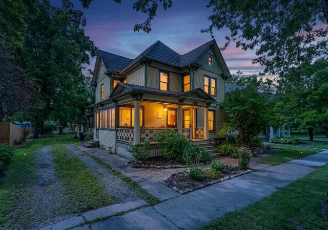 Photo 2 of Single family home for sale at 115 W Main St, Unknown Out Of State, MI 48158 | MLS# 81026044529 | Listing updated on 2026-09-08