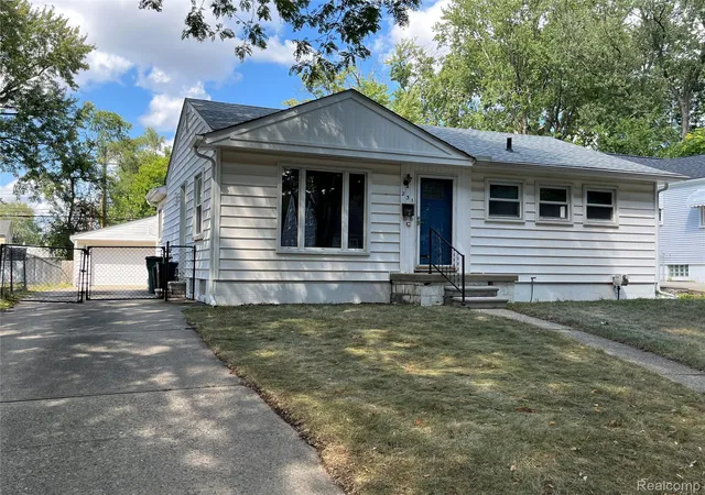 Photo 1 of Single family home for sale at 231 Walper Ave, Clawson City Oakland, MI 48017 | MLS# 20261067346 | Listing updated on 2026-09-22