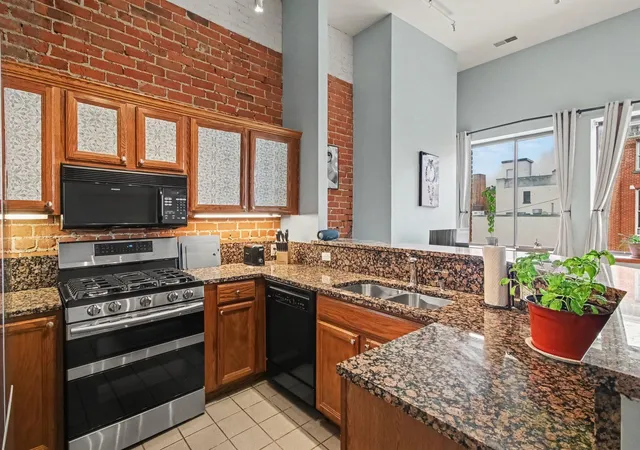 Photo 4 of Condo for sale at 120 W Washington St #I, Ann Arbor City Washtenaw, MI 48104 | MLS# 81026044539 | Listing updated on 2026-09-19