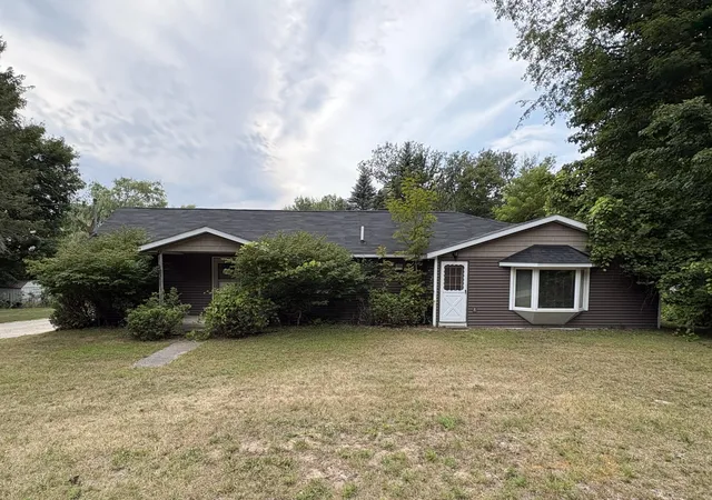 2nd image of 807 Josephine St, East Jordan City Charlevoix, MI 49727 | MLS# 64026044543