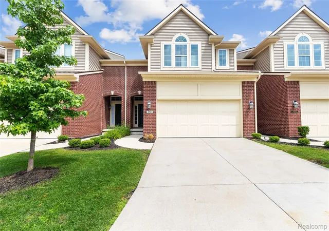 Photo 1 of Condo for sale at 7512 Berry Wood Ln, West Bloomfield Charter Township Oakland, MI 48322 | MLS# 20261067368 | Listing updated on 2026-09-13