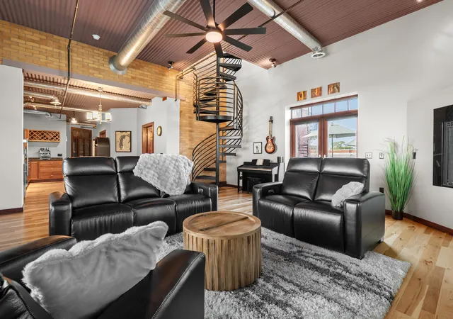 Photo 3 of Condo for sale at 333 State St, St Joseph City Berrien, MI 49085 | MLS# 66026044552 | Listing updated on 2026-09-01