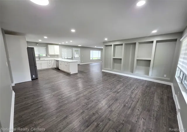 Photo 2 of Single family home for sale at 31355 Cyril, Fraser City Macomb, MI 48026 | MLS# 20261067375 | Listing updated on 2026-09-17
