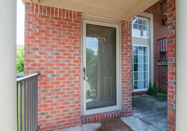41st image of 3016 Barclay Wy, Ann Arbor City Washtenaw, MI 48105 | MLS# 81026044553