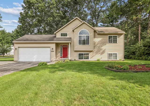 Photo 1 of Single family home for sale at 6640 Megan Ct, Egelston Township Muskegon, MI 49442 | MLS# 71026044559 | Listing updated on 2026-09-16