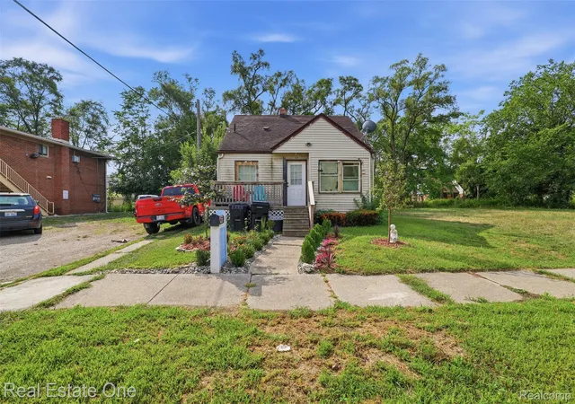 Photo 1 of Single family home for sale at 14320 Maiden St, Detroit City Wayne, MI 48213 | MLS# 20261067383 | Listing updated on 2026-08-27