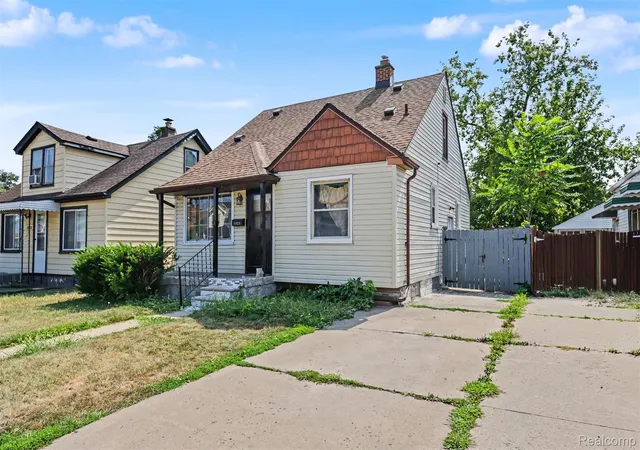 Photo 1 of Single family home for sale at 1423 Cicotte Ave, Lincoln Park City Wayne, MI 48146 | MLS# 20261067384 | Listing updated on 2026-09-08