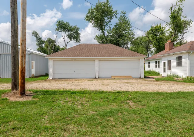 Photo 2 of Single family home for sale at 213 Schuring Rd, Portage City Kalamazoo, MI 49024 | MLS# 66026044565 | Listing updated on 2026-09-15