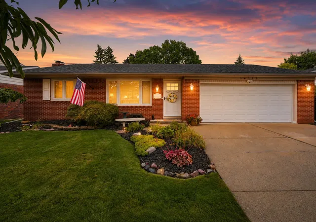 Photo 1 of Sale Pending at 14122 Hubbard St, Livonia City Wayne, MI 48154 | MLS# 81026044568 | Listing updated on 2026-09-02