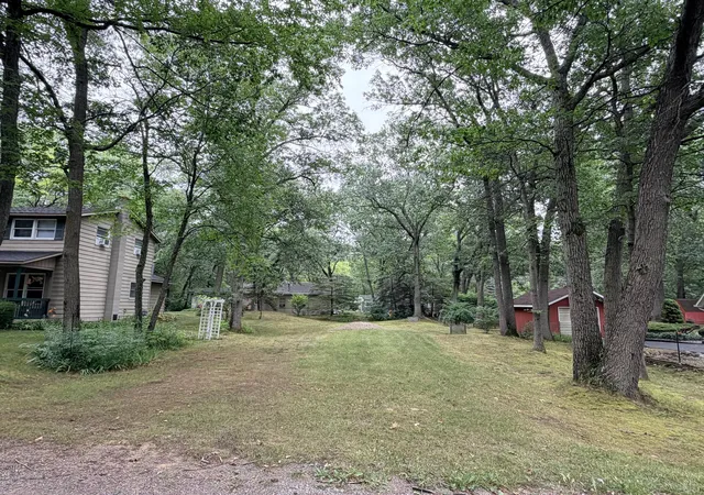 4th image of 6608 Sylva Beach Rd, Lake Township Huron, MI 48725 | MLS# 81026044570