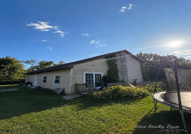 1st image of 2561 E Manor Rd, Au Gres Township Arenac, MI 48703 | MLS# 61050219528