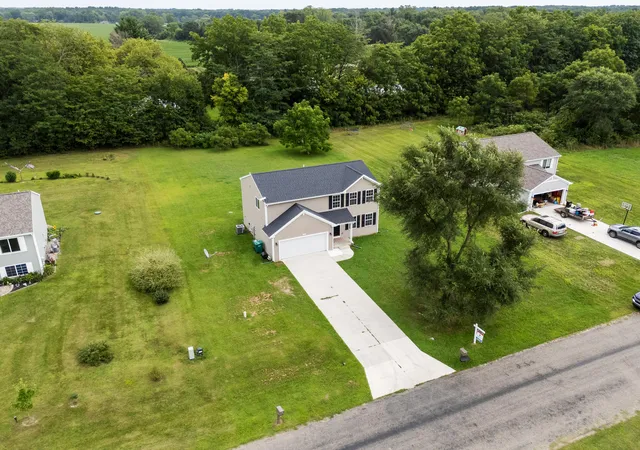 Photo 3 of Single family home for sale at 58705 Pond View Ln, Lockport Township St Joseph, MI 49093 | MLS# 66026044575 | Listing updated on 2026-08-25