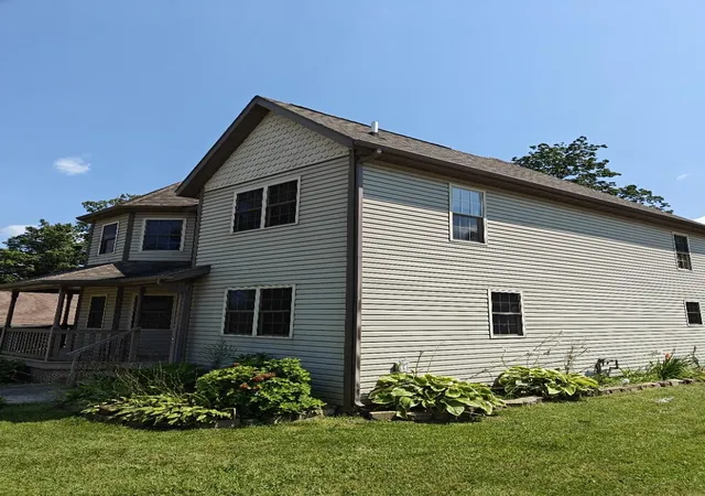 Photo 2 of Single family home for sale at 22301 Forest Ave, Lagrange Township Cass, MI 49031 | MLS# 69026044574 | Listing updated on 2026-09-03