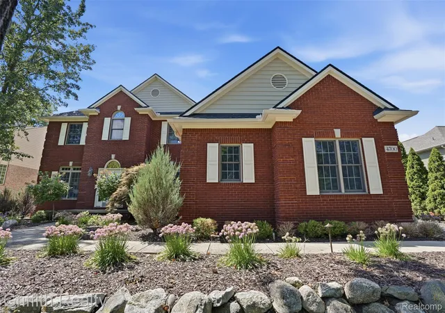 Photo 2 of Single family home for sale at 4700 Clifford Rd, Genoa Township Livingston, MI 48116 | MLS# 20261067404 | Listing updated on 2026-09-03