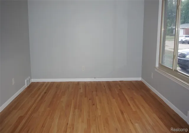 Photo 3 of Single family home for sale at 28644 Grobbel Ave, Warren City Macomb, MI 48092 | MLS# 20261067406 | Listing updated on 2026-09-15