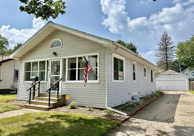 Photo 1 of Single family home for sale at 602 Seventh St, Jackson City Jackson, MI 49203 | MLS# 55026044580 | Listing updated on 2026-09-15