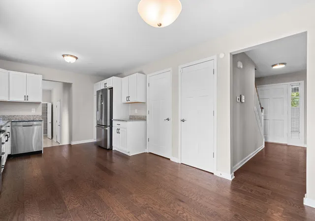 5th image of 705 W Bemis Rd, York Charter Township Washtenaw, MI 48176 | MLS# 81026044581