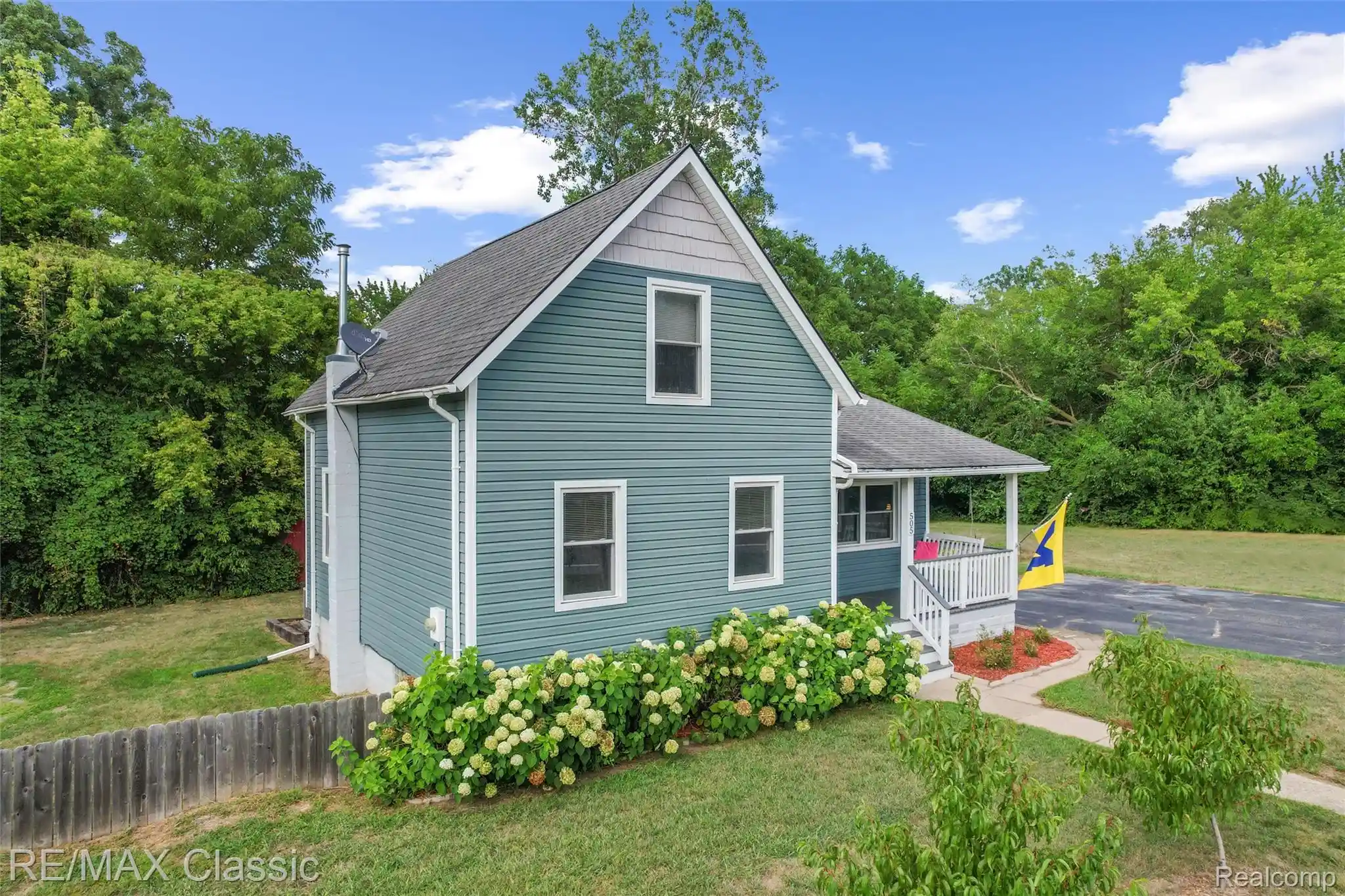 Photo 1 of Single family home for sale at 505 E Columbia, Belleville City Wayne, MI 48111 | MLS# 20261067420 | Listing updated on 2026-10-21