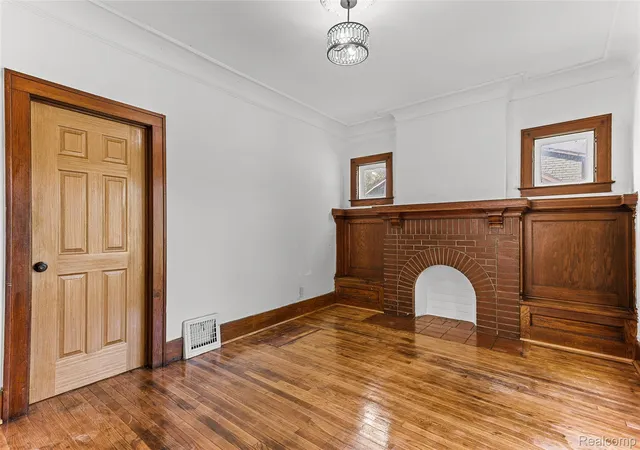 Photo 3 of Single family home for sale at 4827 Gray St, Detroit City Wayne, MI 48215 | MLS# 20261067425 | Listing updated on 2026-08-27