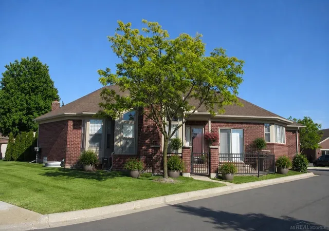 Condo for sale at 49272 Brodie Ct, MacombTownship_Macomb, MI 48042 | MLS# 58050219535